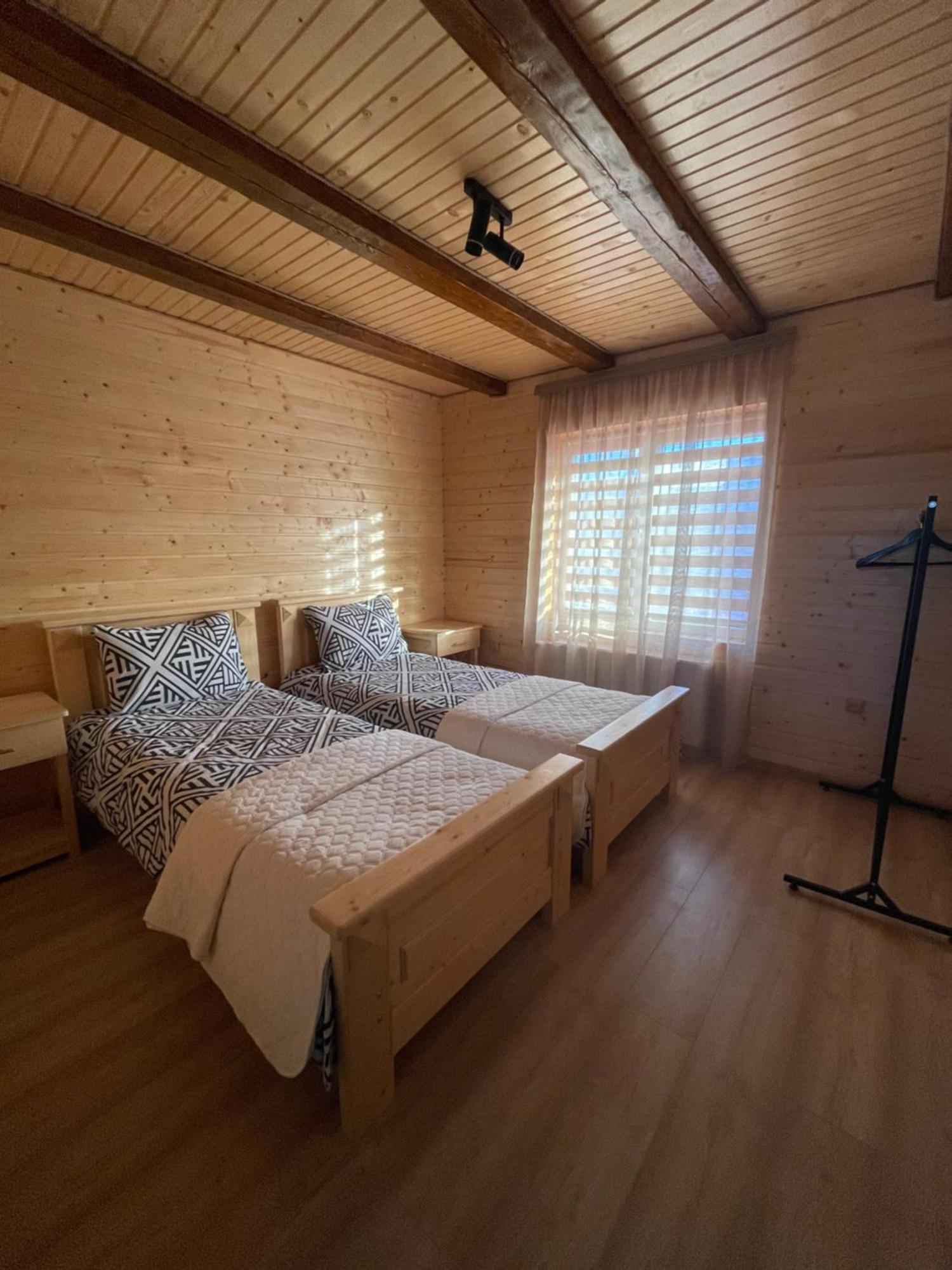 Azaliya Villa Lazeshchyna Dış mekan fotoğraf